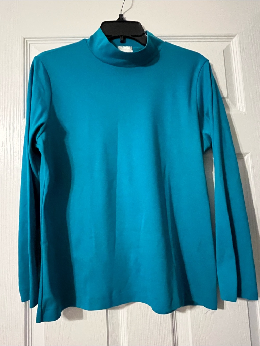 Women’s Teal Mock Neck Long-Sleeve Top